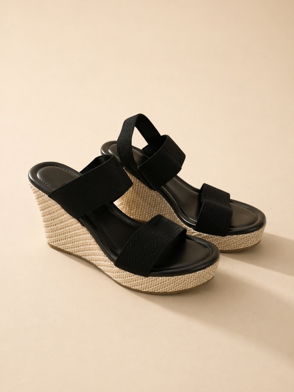 5/$25 🎉 - Size 7 Black Wedge Sandals